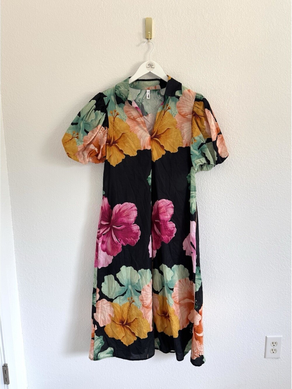 Glam Women’s Sz M Large Colorful Hibiscus Floral Printed Puff Sleeve Midi Dress